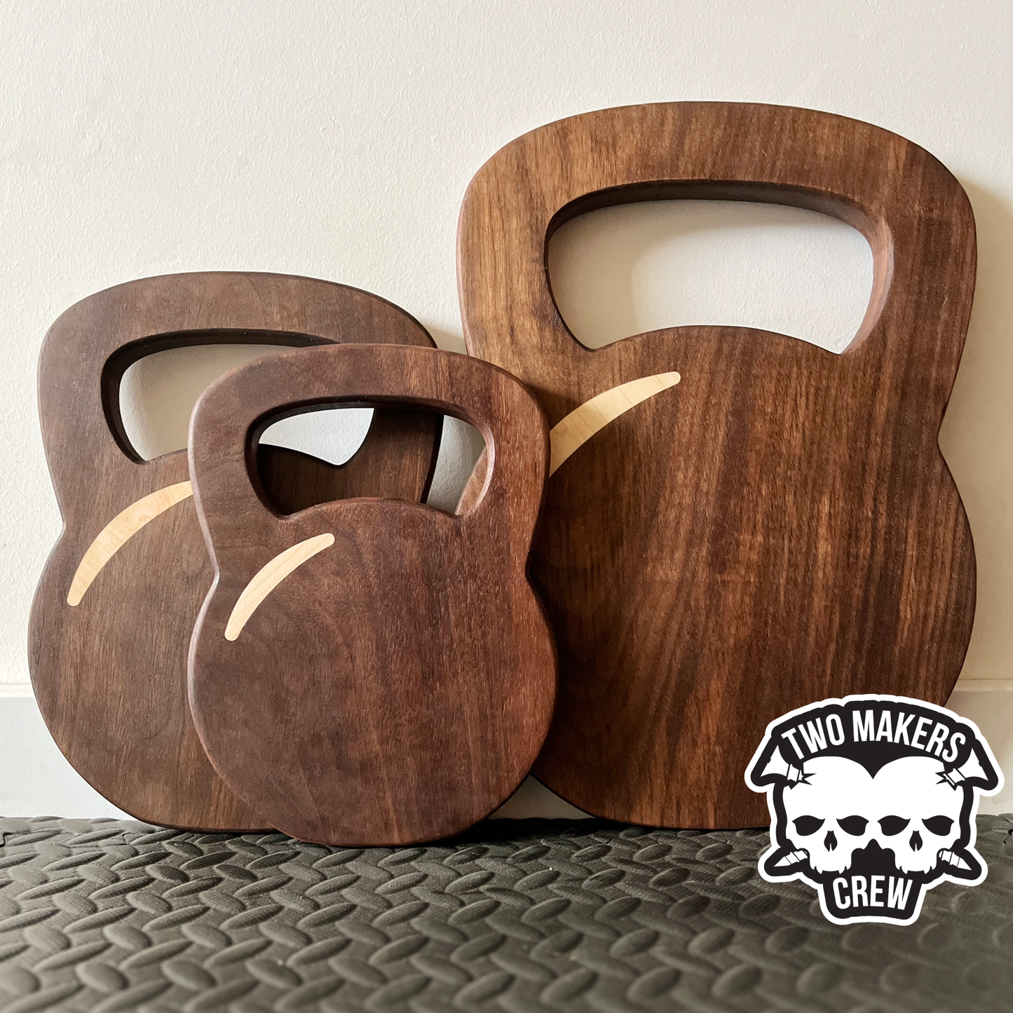 The KettleBell Carver - Dark Walnut / Maple inlay Cutting / Serving / Charcuterie board